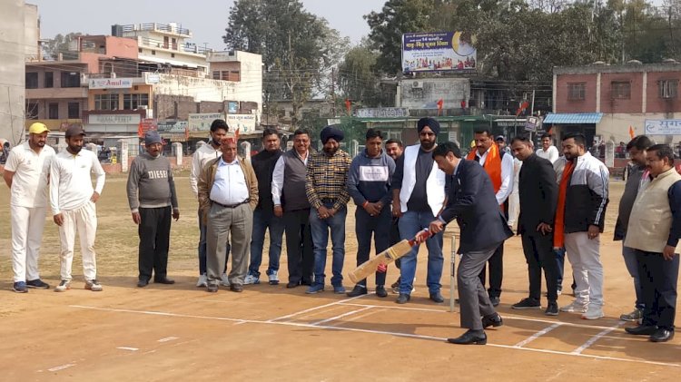 पांवटा मे उत्तर भारत स्तरीय क्रिकेट प्रतियोगिता शुरू ddnewsportal.com