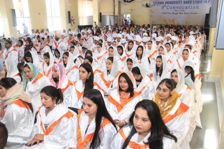 सिरमौर- बड़ू साहिब में 347 विद्यार्थियों को मिली डिग्री ddnewsportal.com