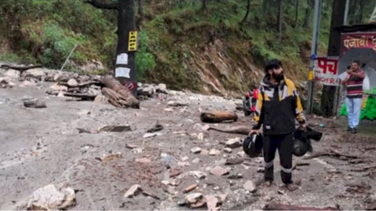 हिमाचल में बादल फटने से तबाही-  चार लोग लापता कैपिंग साइट ध्वस्त ddnewsportal.com