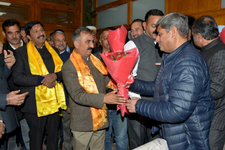 Shimla: सचिवालय में कुछ इस तरह हुआ नये मुख्यमंत्री का स्वागत ddnewsportal.com