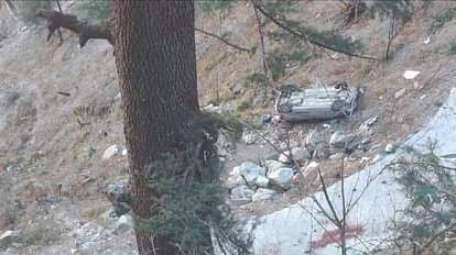 Accident: हिमाचल में सड़क हादसे में दो की दर्दनाक मौत  ddnewsportal.com
