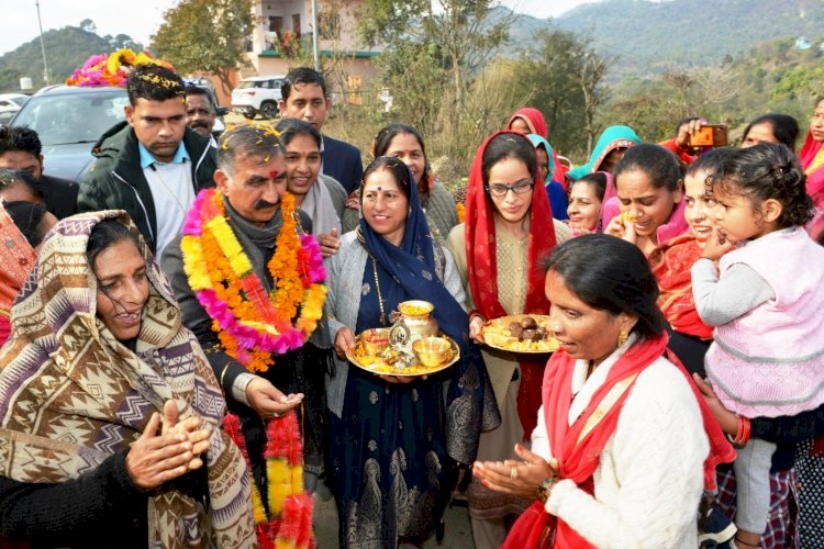 Shimla: सीएम की सादगी की कायल हो रही जनता ddnewsportal.com