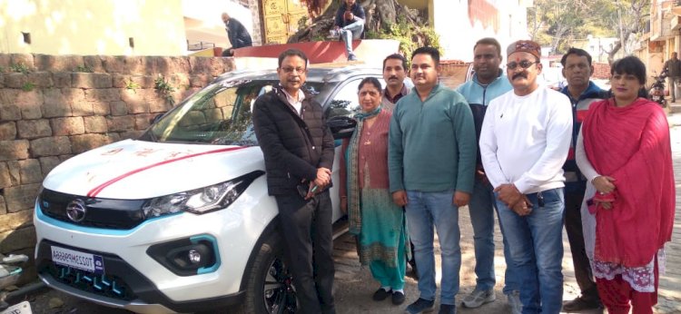 सिरमौर के इस विभाग में पंहुची पहली इलेक्ट्रिक कार ddnewsportal.com