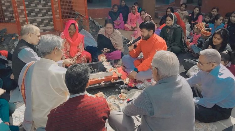 Paonta Sahib: सरस्वती विद्या मंदिर विद्यालय में धार्मिक आयोजन  ddnewsportal.com