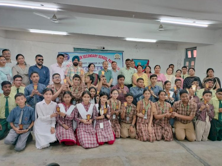 Paonta Sahib: गणित ओलम्पियाड में गुरू नानक मिशन पब्लिक स्कूल के उत्कर्ष ने मारी बाजी ddnewsportal.com