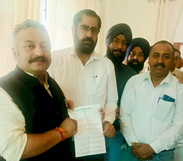 Paonta Sahib: भारतीय किसान यूनियन ने मंत्री रोहित ठाकुर से मिलकर उठाई ये मांग... ddnewsportal.com