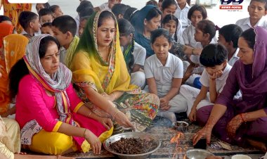 Paonta Sahib: St. Mary's जिंगल बेल स्कूल में श्री गणेश पूजन-हवन ddnewsportal.com