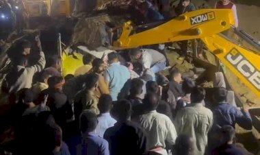 HP Accident News: हिमाचल में अमंगल- मलबे तले दबी निजी बस, 15 श*व बरामद, रैस्क्यू ऑपरेशन जारी ddnewsportal.com